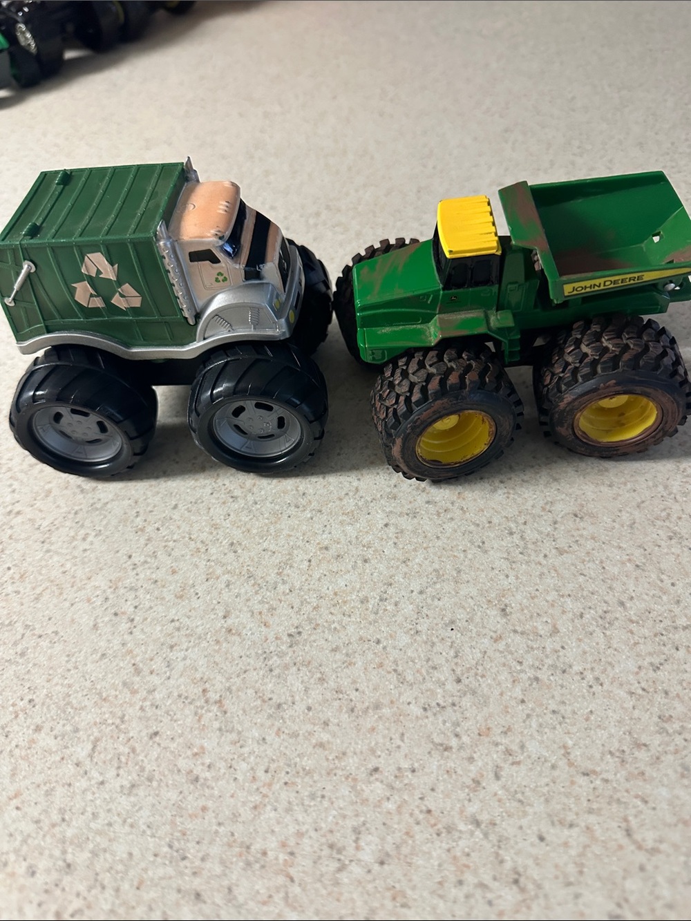John Deere Green and kid galaxy Yellow Toy Dump Truck and Recycling Truck Set